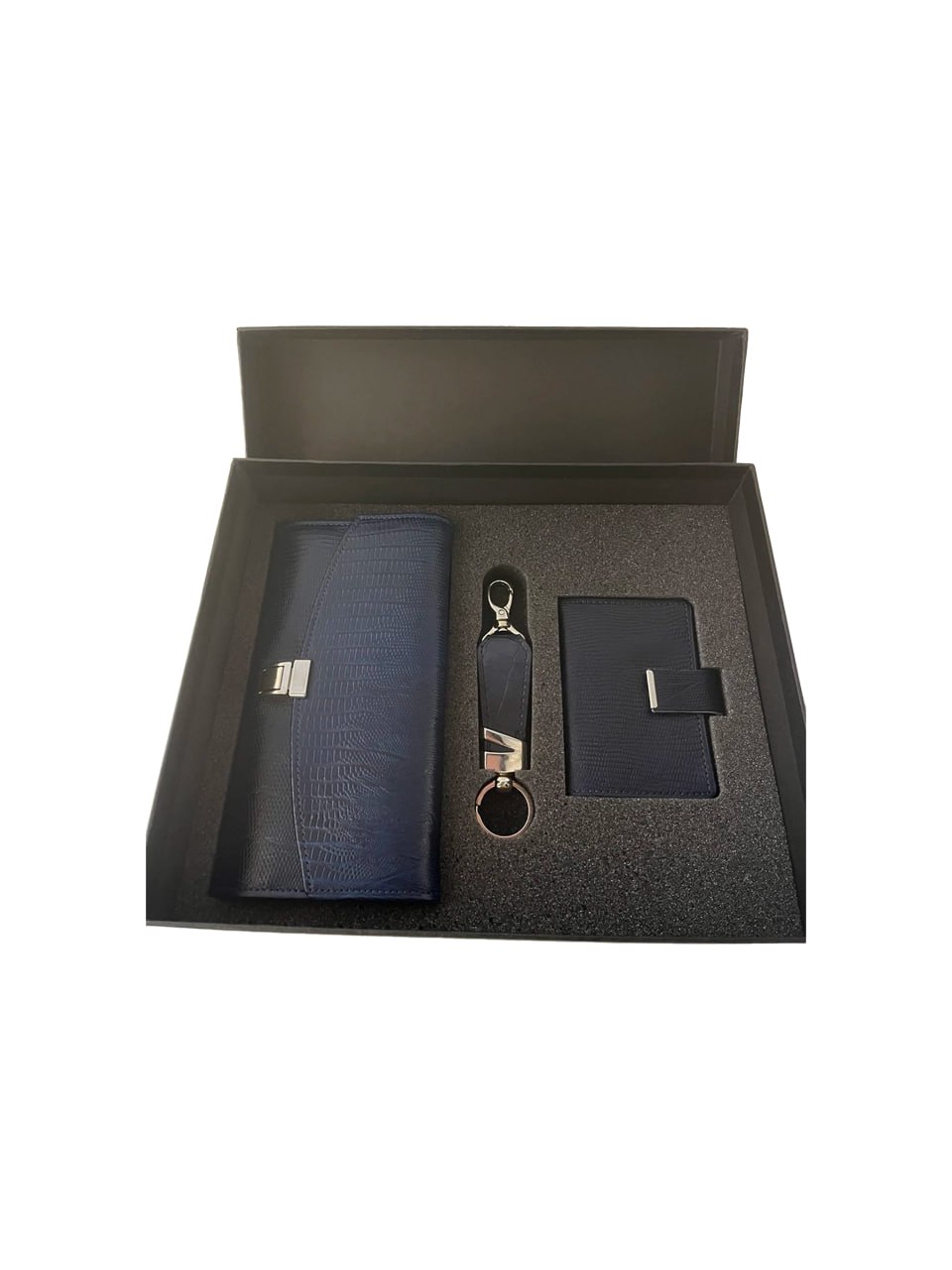 طراحی پکیج های چرمی