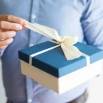 چطور هدایای سازمانی می‌توانند برند شما را از رقبا متمایز کنند؟