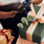 هدیه سازمانی حرفه‌ای؛ استراتژی هوشمندانه برای ارتباط، انگیزش و برندینگ در سازمان‌ها